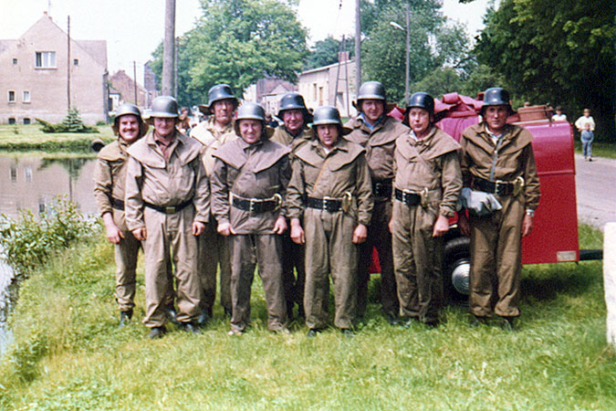 Mannschaftsfoto zum Parkfest Gräfendorf (Foto: 1987)