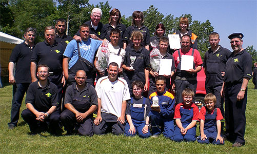 Gruppenfoto beim Gemeindeausscheid Niederer Fläming in Gräfendorf (Foto: 2007)